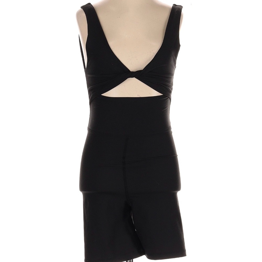 WeWoreWhat Black Twist Cutout Bodysuit